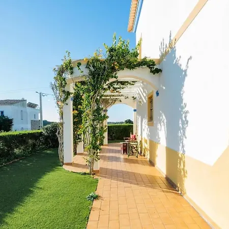 Moradia T3 Com Terraço Solarengo Villa