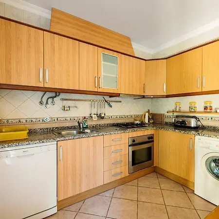 Villa Moradia T3 Com Terraço Solarengo Carrapateira